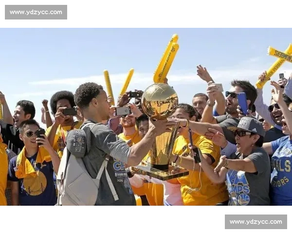骑士勇士第四场鏖战全纪录巨星对决改写系列赛命运走向之夜 骑士勇士第四场鏖战全纪录巨星对决改写系列赛命运走向之夜